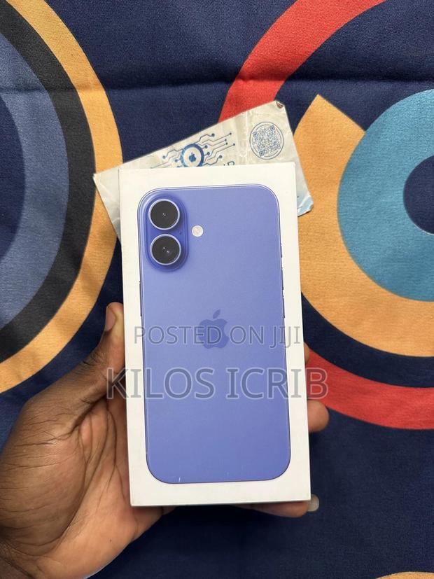 New Apple iPhone 16 128 GB Blue