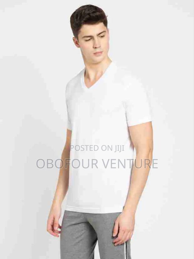 Gildan Adult Men's Short Sleeve v-Neck White T- Visit