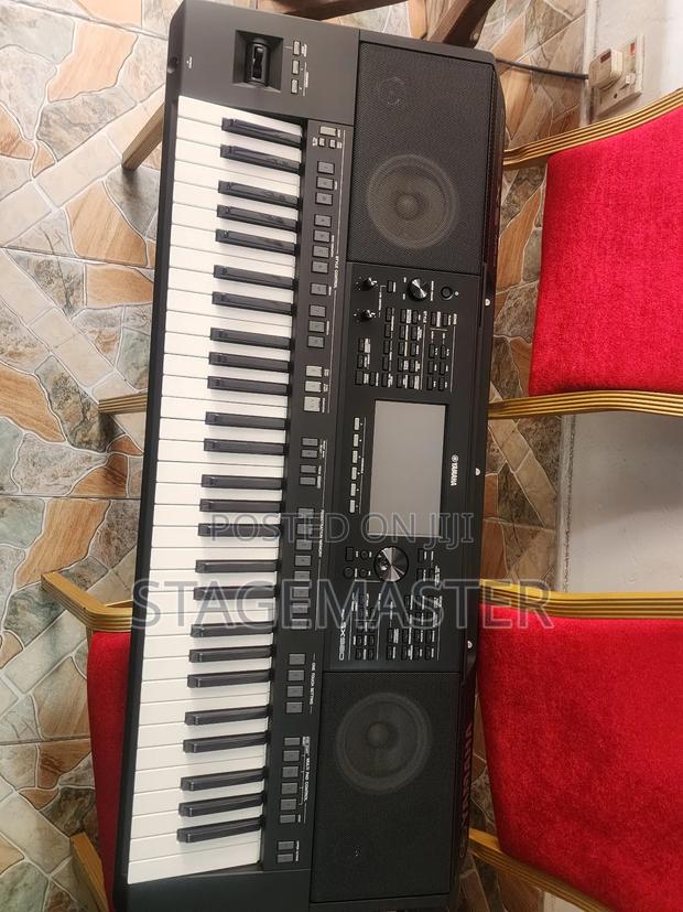 PSR-Sx920 Workstation Keyboard, 61-Keys · Photo 4