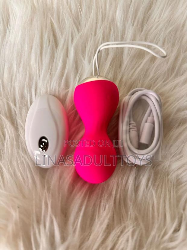 Kegel Exercise Ball Rechargeable · Photo 2