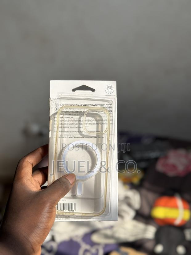 iPhone 13 / 14 Cases photo 2