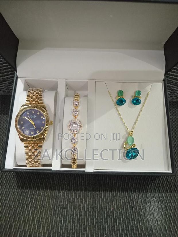 Luxury Blue Ladies Jewellery Set · Photo 4