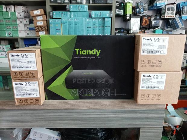 Tiandy 4mp Ip Poe Audio Camera Kit · Photo 3