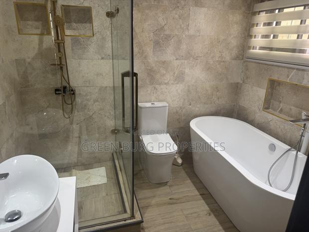 4bdrm Townhouse / Terrace in East Legon for rent photo 5