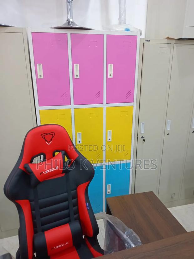 9 Colourful Metal Cabinet · Photo 2