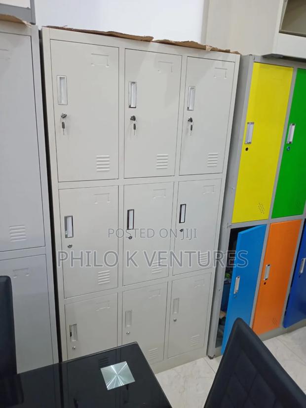 Nine Doors at Cool Price · Photo 2