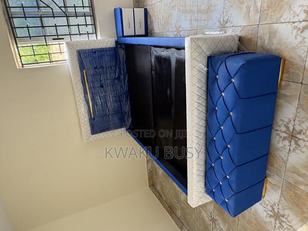Double Bed · Photo 3