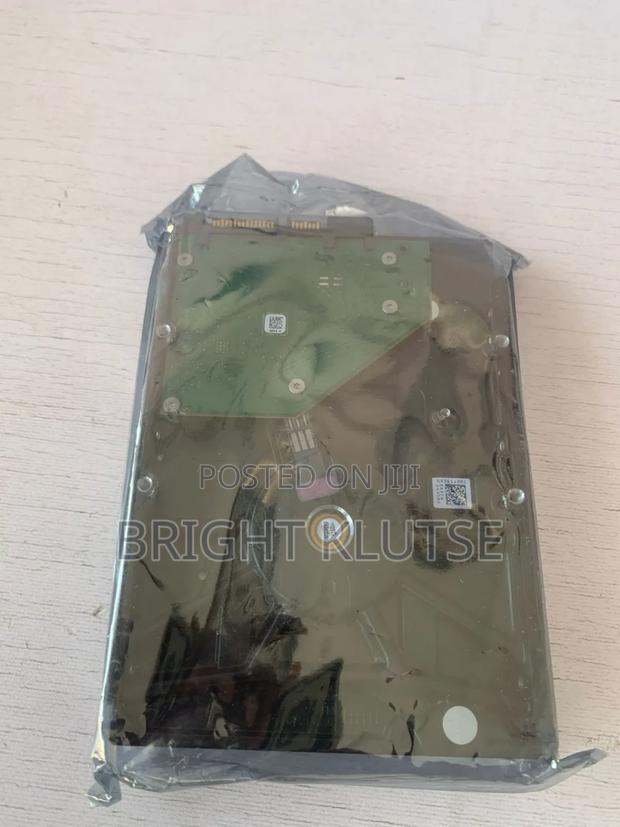 2tb Seagate HDD photo 2