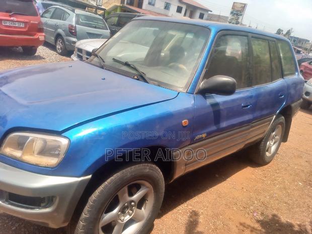 Toyota RAV4 2004 Blue