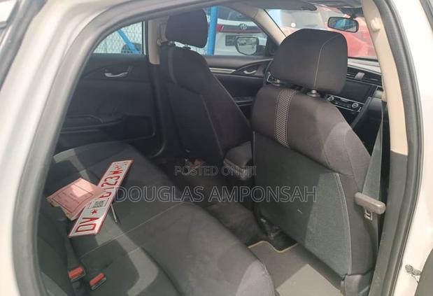 Honda Civic 2019 White