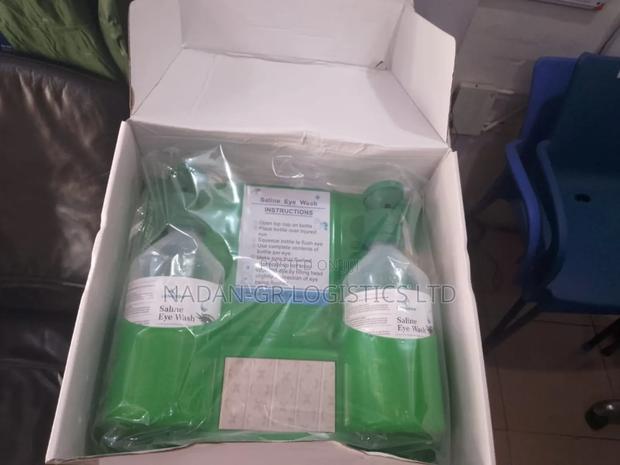 Mounted Eyewash First Aid · Photo 4