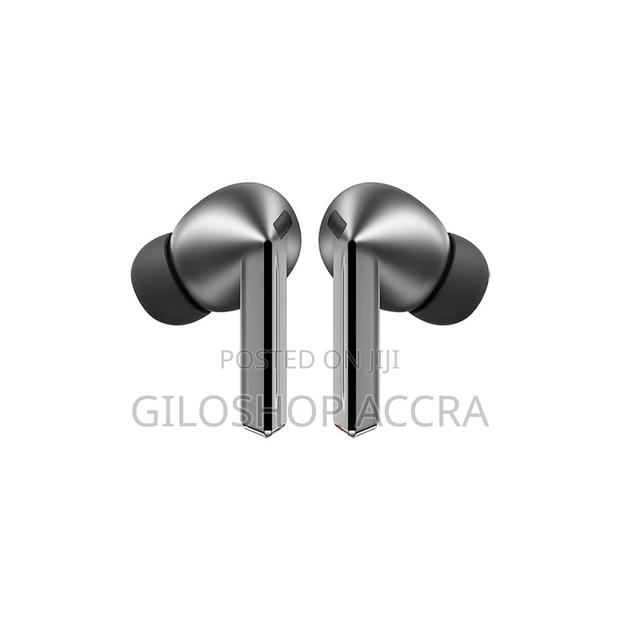 Samsung Sm-R630 Galaxy Buds 3 Pro Earbuds photo 2