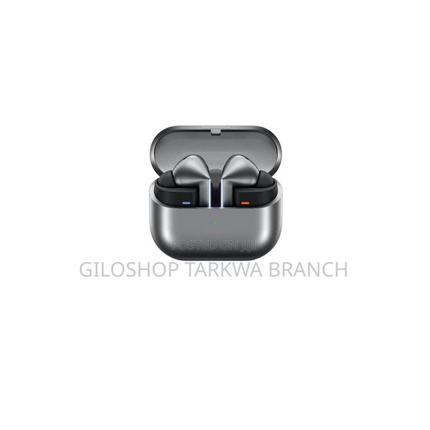 Samsung Sm-R630 Galaxy Buds 3 Pro Earbuds photo 2