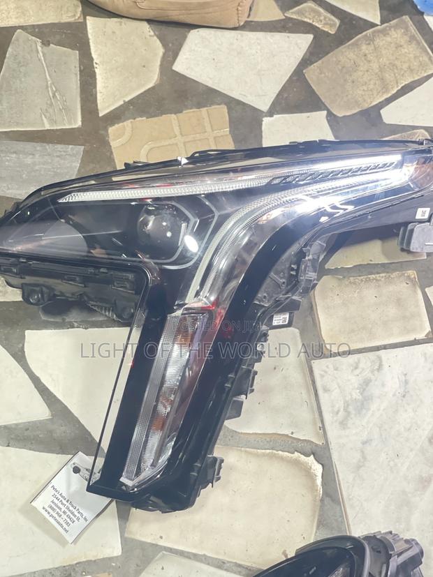 Cadillac Xt4 Headlight 2022 Left Side Full Led