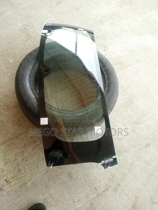 Suzuki Ertiga 2019 Back Glass photo 3