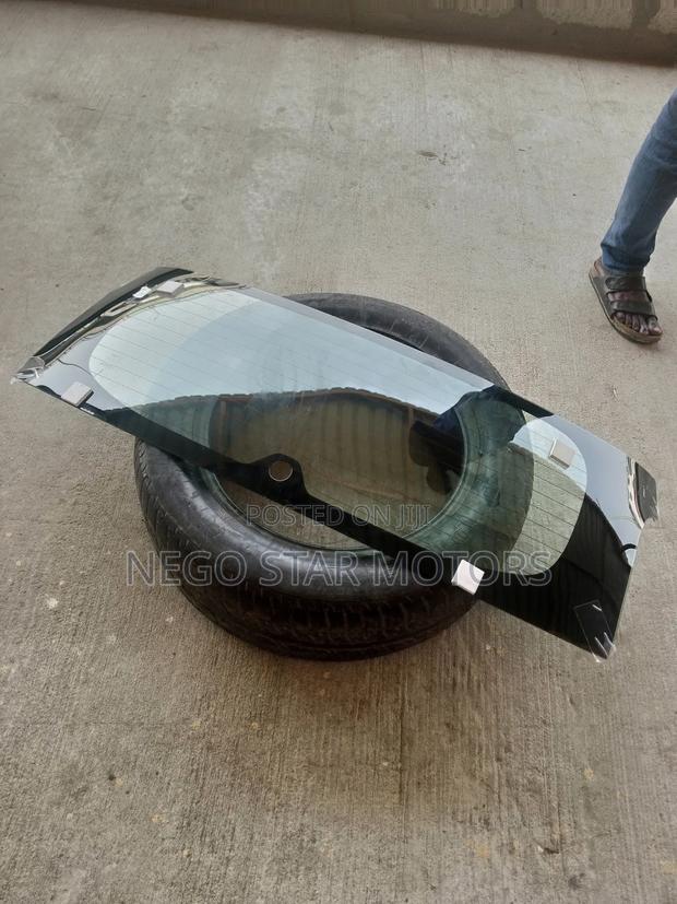Suzuki Ertiga 2019 Back Glass photo 4
