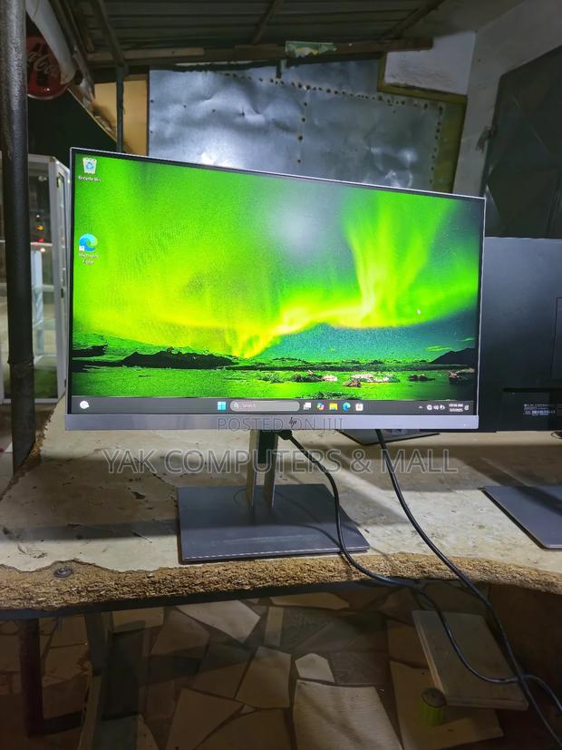 24 Inch Ips Full Hd Bazeles Hp Elite Display Monitor