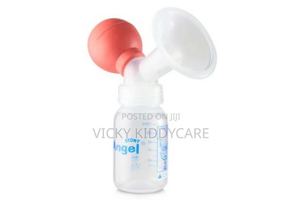 Single Manual Breast Pump · Photo 4