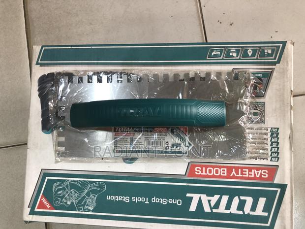 Total Plastering Trowel · Photo 2