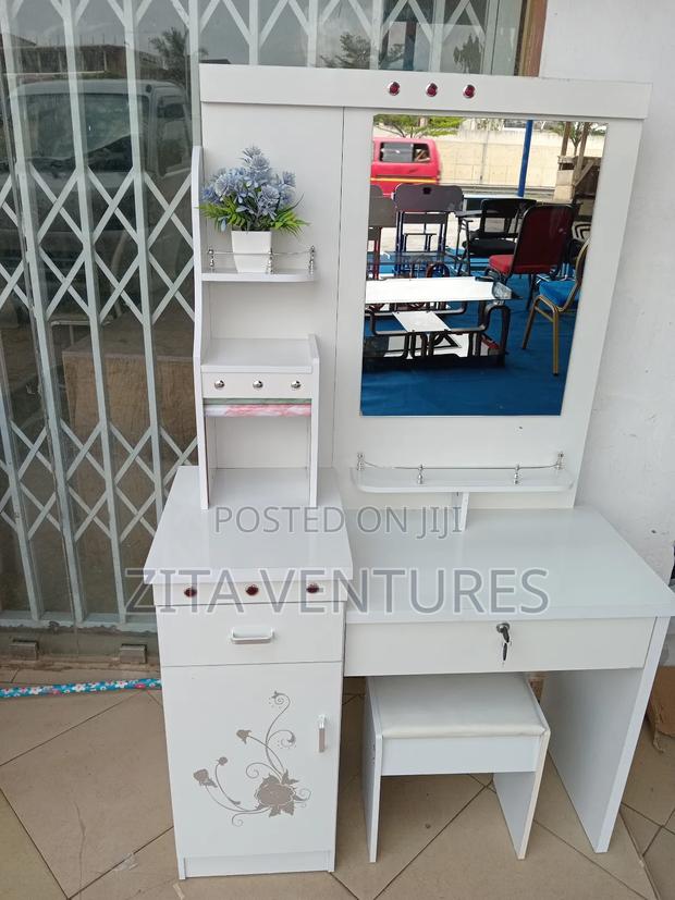 Dressing Room Furniture · Photo 1