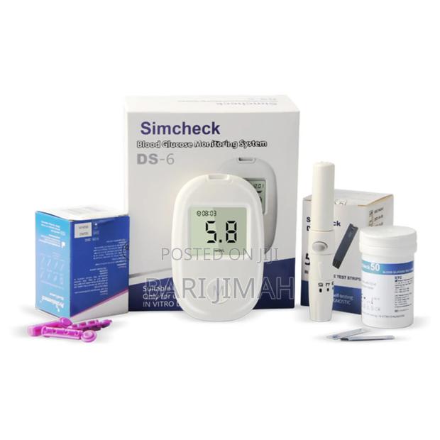 Simcheck Glucometer + Test Strips · Photo 1