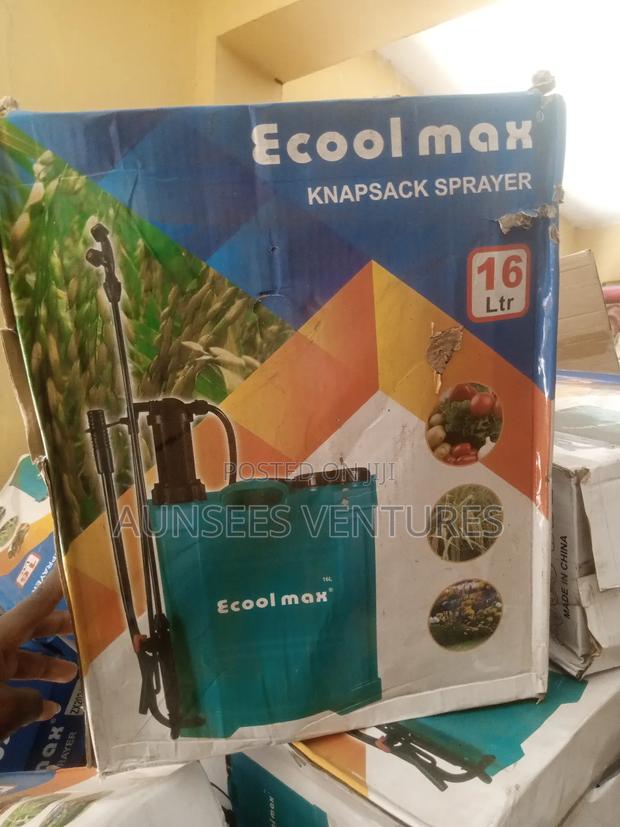 Knapsack Sprayer · Photo 2