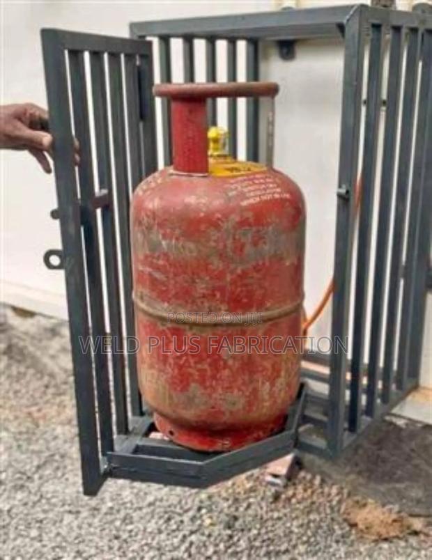 Cylinder Cage for Homes · Photo 3
