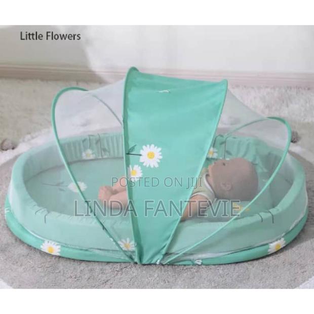 Baby Portable Bed and Net photo 2