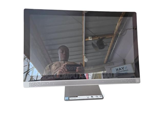 Desktop Computer HP Pavilion 24 8GB Intel HDD 1T