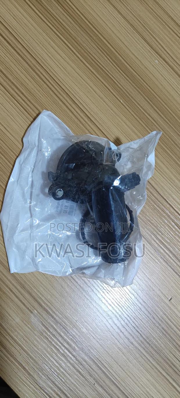 Thermostat Housing for Dodge Durango/Jeep Cherokee/Wrangler photo 5