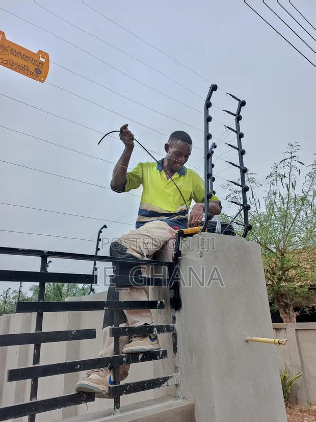 Security Fence Installation photo 4