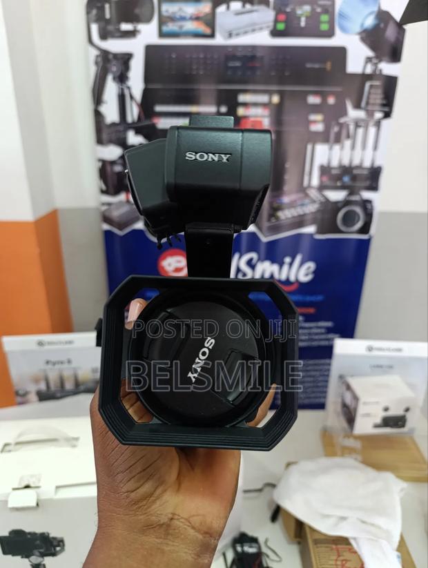 Sony PXW-X70 Professional Xdcam Sdi/Hdmi Camcorder (One) photo 6