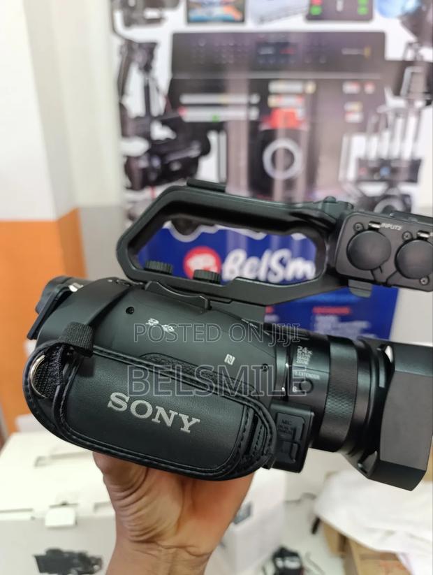 Sony PXW-X70 Professional Xdcam Sdi/Hdmi Camcorder (One) photo 7