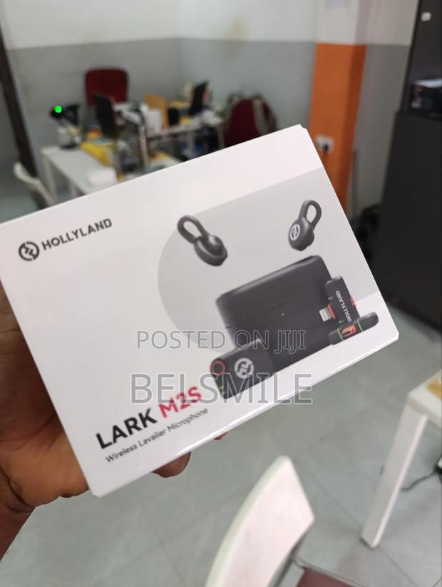 Hollyland Lark M2s Ultimate Combo Wireless Microphone System photo 3