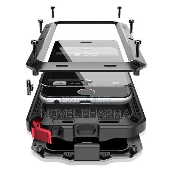 Heavy Duty Armour Case for iPhone 16pro Max (Black) photo 2