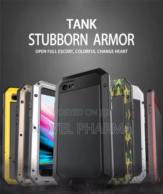 Heavy Duty Armour Case for iPhone 16pro Max (Black) photo 7