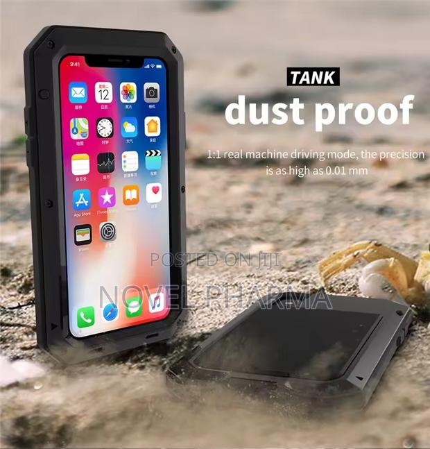 Heavy Duty Armour Case for iPhone 16pro Max (Black) photo 8