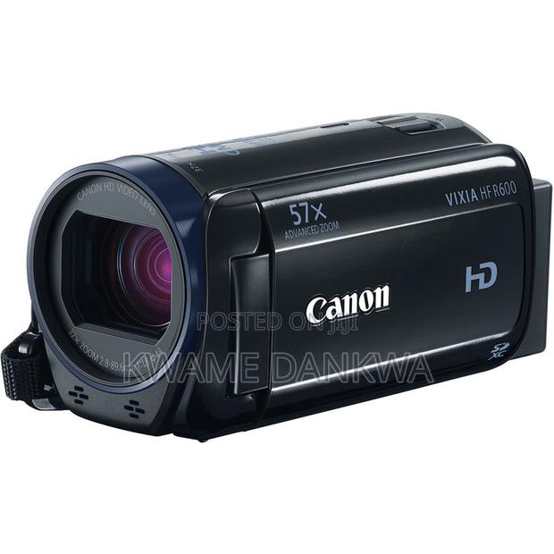 Canon Hf-R600 Camcorder photo 4