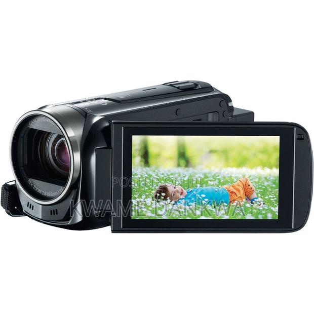 Canon Hf-R52 Camcorder photo 2