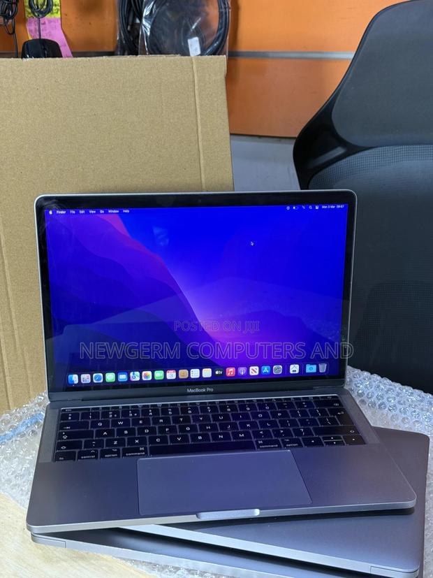 Laptop Apple MacBook Pro 16GB Intel Core I5 SSD 256GB photo 2
