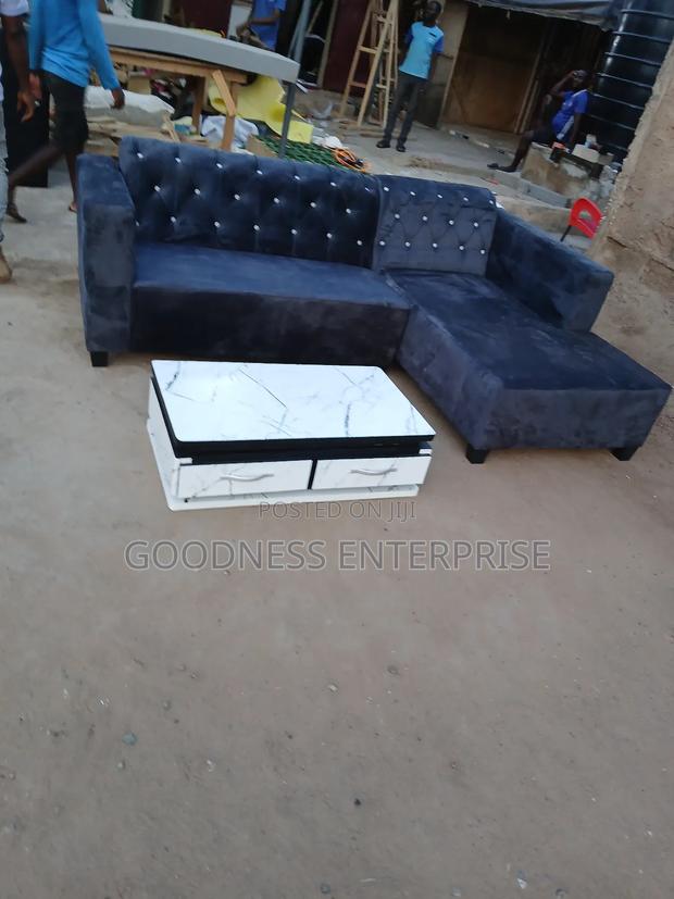 L Sofa With Center Table · Photo 4