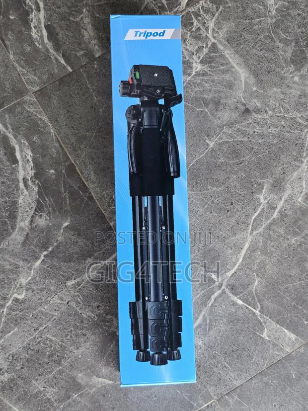 Phone and Camera Tripod 180t 182cm · Photo 3