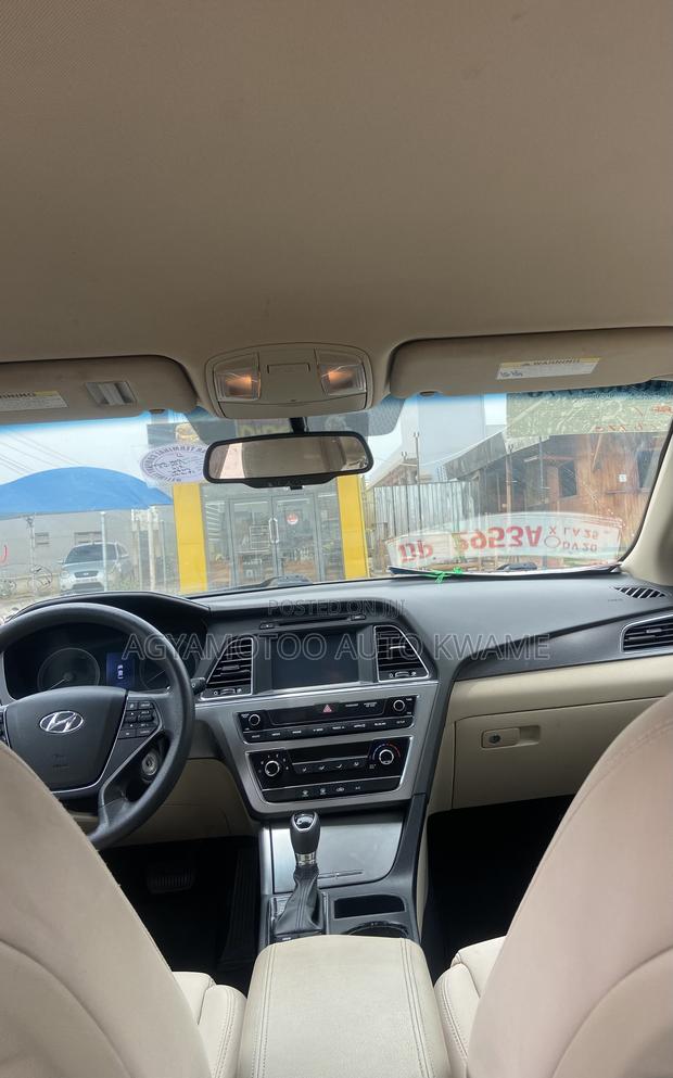 Hyundai Sonata Sport 2.0T Sedan FWD (2.0L 4cyl 6A) 2017 Gray