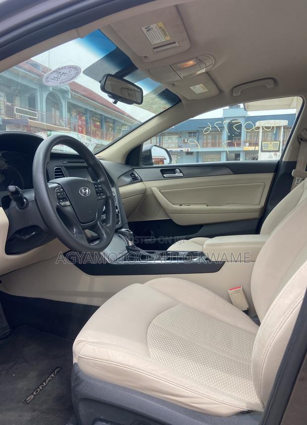 Hyundai Sonata Sport 2.0T Sedan FWD (2.0L 4cyl 6A) 2017 Gray