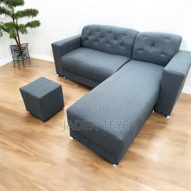 L Sharp Sofa Set · Photo 3