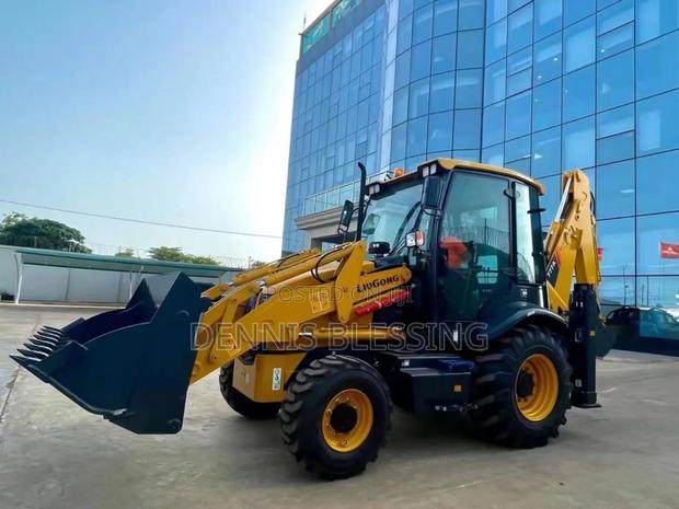 Lingoung Backhoe · Photo 1