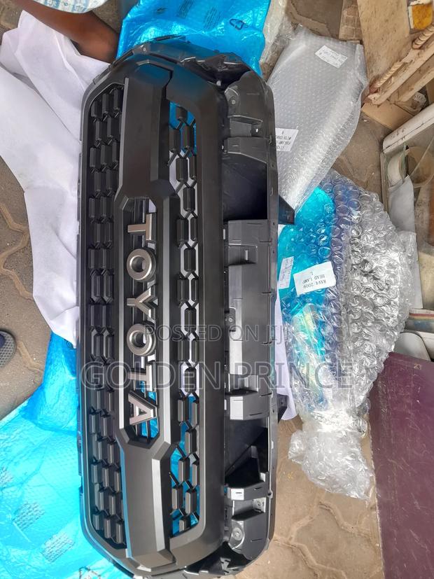 Tacoma 2019-2022 Front Grille photo 2