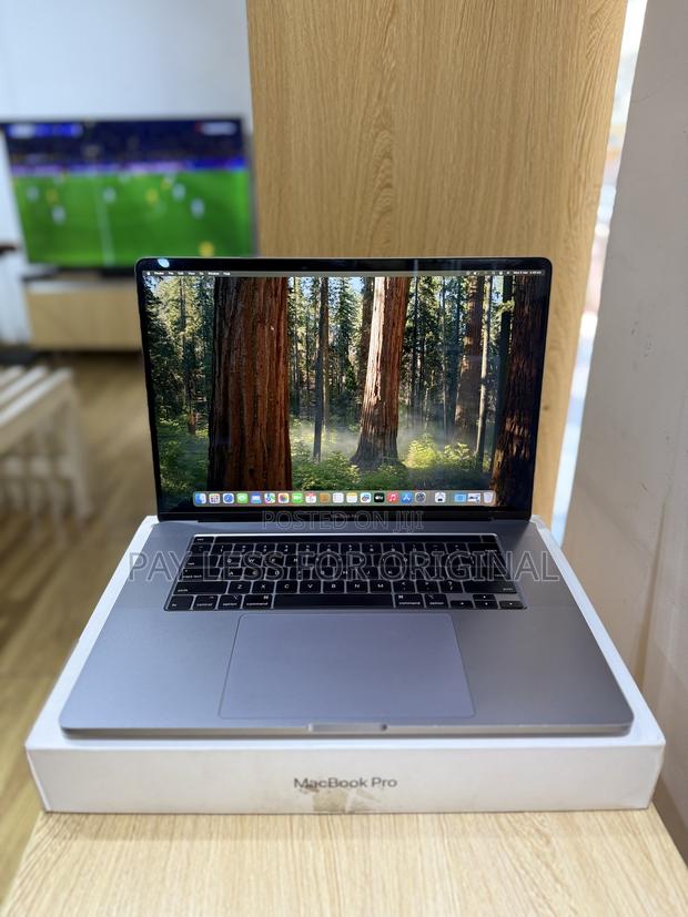 Laptop Apple MacBook Pro 2018 16GB Intel Core I9 SSD 512GB · Photo 4