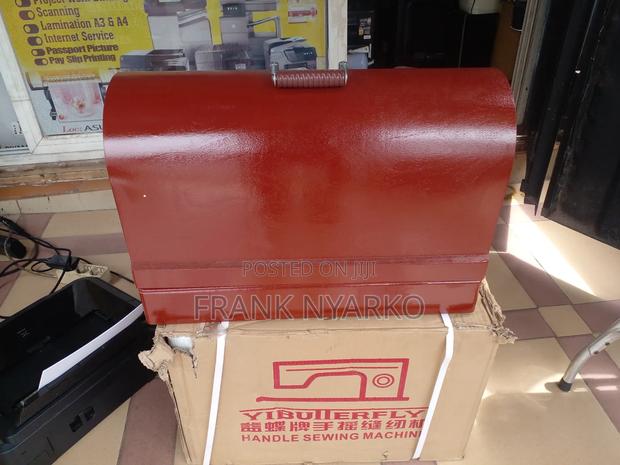 Yi-Butterfly Sewing Machine photo 3