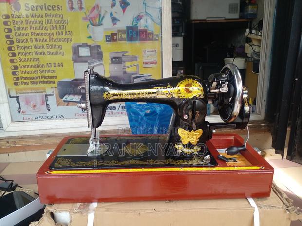 Yi-Butterfly Sewing Machine photo 7